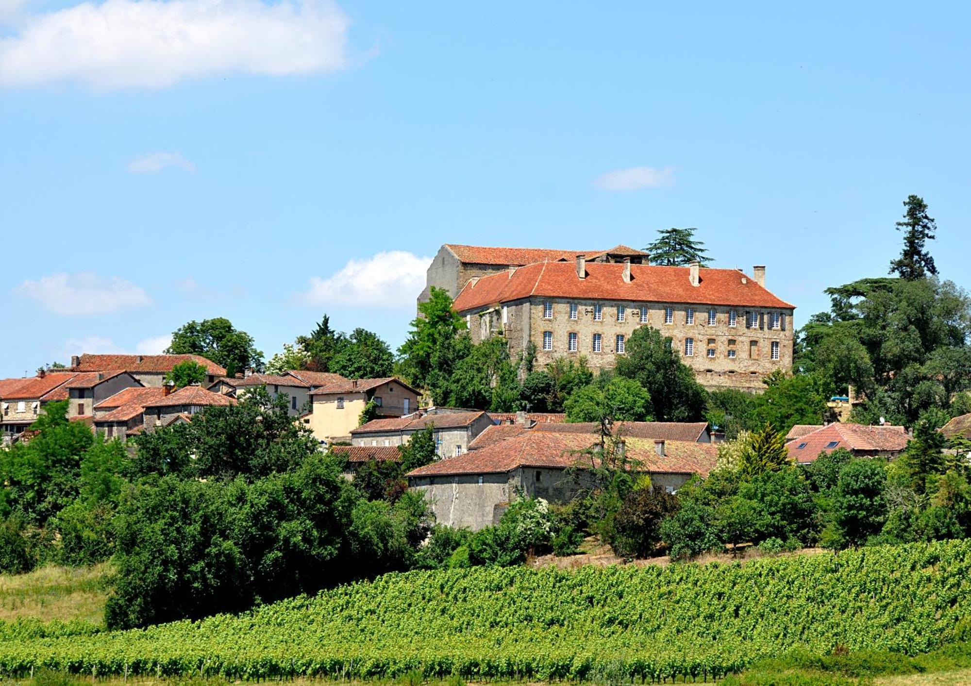 A Poutet Villa Labarthete Exterior photo